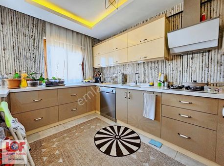 Lobby Fortist'en Sırakapılar'da 3+1 Satılık 145 M2 Daire