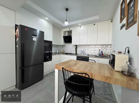 Kuşpınar'da Kiralık Arakat Giyinme Odalı 2+1 Lüx Daire