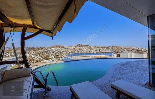 Bodrum Gündoğan'da Denize 500 M Deniz Manzaralı Kiralık Villa