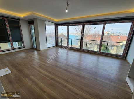 Golden Homes'tan Sultantepede K.otoparklı Balkonlu Satılık 3+1