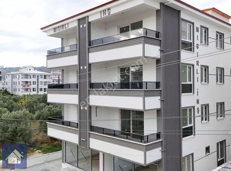 *yiğit Emlak Armutlu'dan*plaja 5 Dk*ultra Lüks Sıfır 2+1