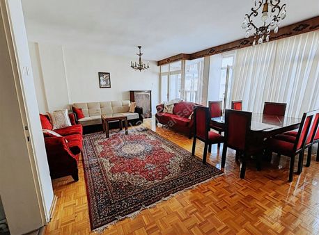 Altıparmak Cadde Üstü Satılık Daire