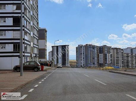 Erkilet Osmangazi Mah.kiralık Dükkan