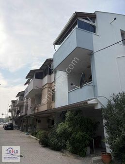 Urla Özerevler Sitesinde Denize 100m Kiralık 3+1 Eşyalı Daire