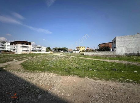 Atatürk Mah.'de 6 Dairelik Satılık Arsa !