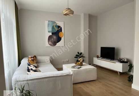 Beşiktaş Vişnezade'de , Modern Ve Temiz, Full Eşyalı Arakat Daire