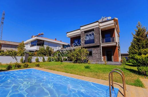 Maliyetine 6+1 Müstakil Villa / 520 M2 Arsası / Yeşilbayır