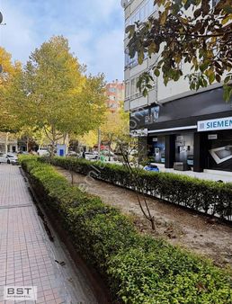 Kerkük Cd Üzeri Satılık 28 Giriş 28 Üst Katlı Dükkan