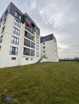 Site İçerisinde Kapalı Otopark Ve Geniş Peyzaj 2+1 Daire