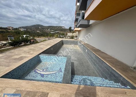 Alanya Demirtaş'ta Panoramik Deniz Manzaralı 2+1 Satılık Daire !