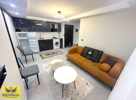 Kınıklı Mahallesinde Satılık 2+1 Hobi Bahçeli Fırsat Apart