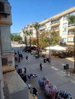 Atifbey Mah.de 180 M2 Sevgi Yoluna Cepheli Kiralik Daire