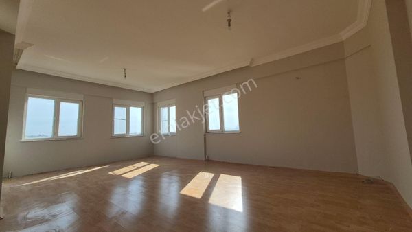 Çok Geniş Manzaralı 3+1 Daire