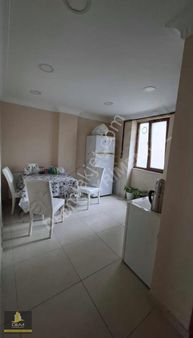 Arnavütköy Merkeze Yakın Konumda Satılık Düz Ayak Dükkan