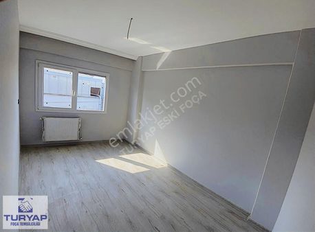 Turyap'tan Çiğli'de Yapı Kredinin Üst Sokağı Sıfır 1+1 Daire