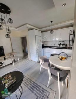 Villa Tadında 2+1 Satılık Daire Sitede Bahçede Tek Daire