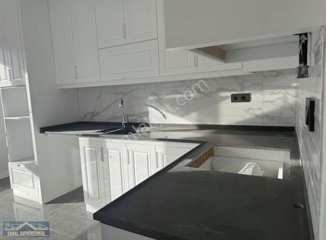 Bağbaşı Yeniyol Üstünde Geniş Kullanışlı Sıfır 2+1 Daire