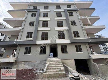 Taşpınar Gayrimenkulden Nakkaşta Satılık 2+1 Daire