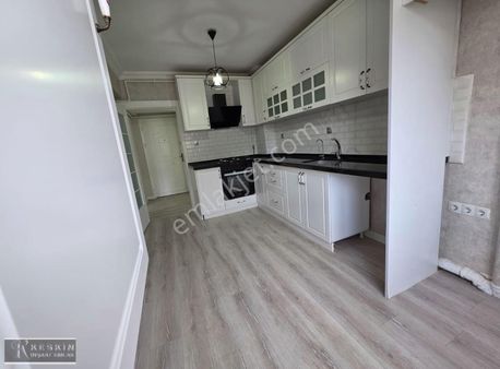 Keçiören Kanuni Mah 3.kat Asansörlü 3+1 Ful Yapılı Satılık Daire