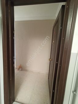 İnceoğlundan Yunusemre'de Cadde Üzeri 3+1 Kiralık Daire