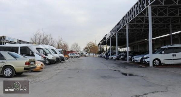 Malatya Yeşiltepe Galericiler Sitesinde Satılık Dükkan