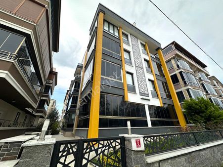 Yüksel'den Satılık Akçay Merkezde Yeni Binada Öncephe Çift Balkonlu Daire