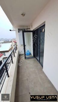 Yusuf Usta Gayrimenkul'den Caddeye Cephe 1+1 Kiralık Daire