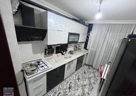 Buhara Caddesinde 2+1 Asansörlü Ara Kat Ön Cephede Satılık Daire