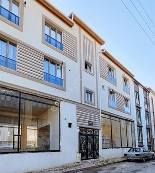 Turkuazdan Mevlanada Eşyalı Kullanışlı Dubleks 1+1