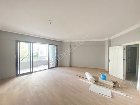 Prestij'den Gazi Mah'de Muğdat Cami Civarı Asansörlü 3+1 Daire