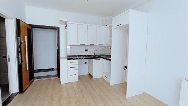 Ulu'dan Cumhuriyette 1+1 50m2 Sıfır Daireler