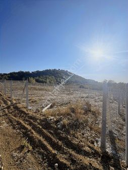 Demirhan Emlaktan Yatırımlık 213 M2 Ana Caddenin Yakınında