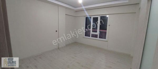 Karaman Caddesı Üzerınde Kiralık 3+1 Daire