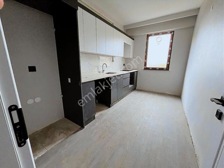 Ulu Gayrimenkul'den Karşıyaka Mah. 3+1 115m² Satılık Daire