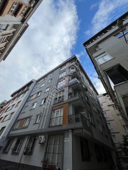 Serkan Gayrimenkulden Bahçelievler Şirinevlerde 3+1 1 Kat Sıfır 110 Metre