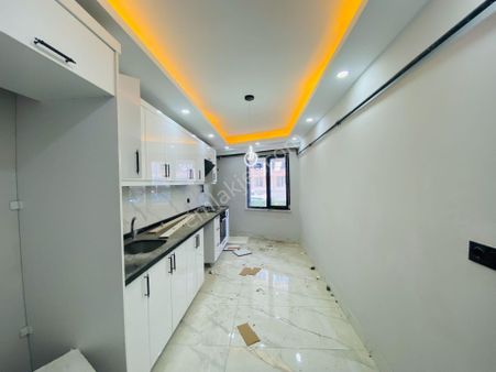 Güven'den Kapaklı'da Kombili Caddeye Yakın Kiralık 2+1daire