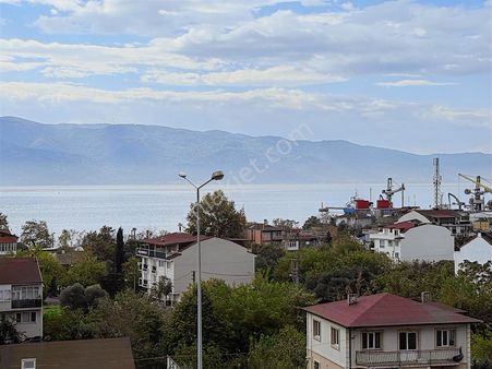 Körfez Atalar Mah Satılık Deniz Manzaralı Daire 3+1