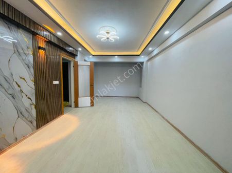 Güven'den Kapaklı'da Hastaneye Yakın Kombili ,iskanlı 3+1 Daire