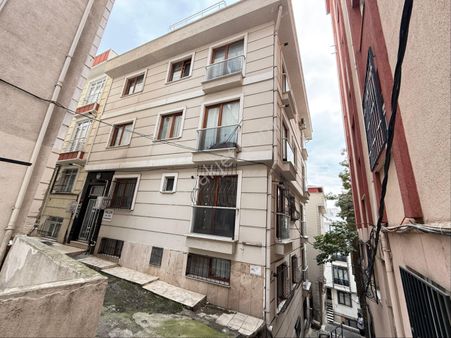 Cadde Dibi+boş+hazır+merkezi Konum+1+1+y.giriş+ferah+daire