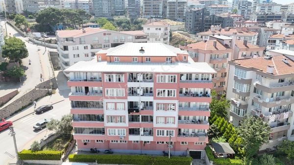 Şükrüçavuş Mh'sinde Deniz Manzaralı Asansörlü 5+1 Dubleks Daire