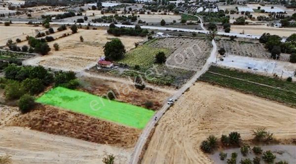 Yoldaş Emlaktan Bilecikte 1208 M2 Tarla