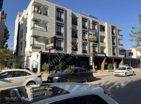 S E Z E R Gayrimenkul'den Merkezi Konum Satılık 1+1 Daire