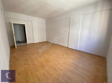 Antalya Merkezde Masrafsız Geniş 3+1 Kiralık Daire