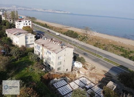 Revizyon'dan Sahile Sıfır Full Deniz Manzaralı Fırsat!!