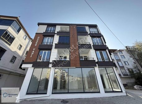 Revizyon'dan Bayramca Sıfır Dükkan 190 M2 Net Araç Girişli!!!