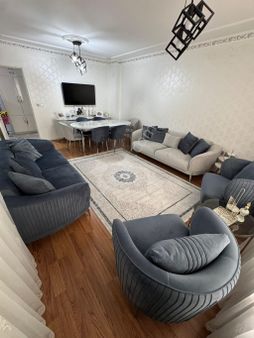 Kareden Seyrantepe Merkezi Konumda Bakımlı Satılık 3+1 Daire