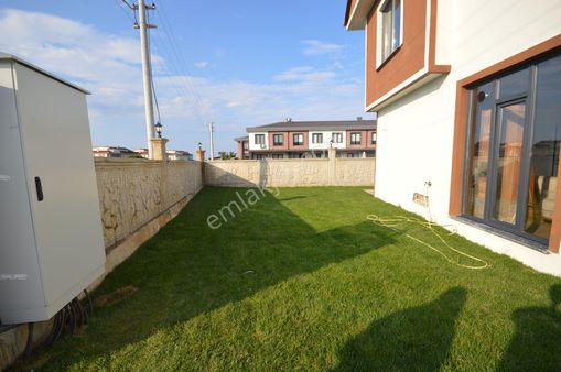 Sakarya Kocaali De Bahçeli 3+1 Villa İlçenin En Uygunu