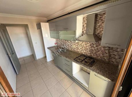 Üç Elmastan 3+1 Müthiş Konum Geniş Satılık Daire