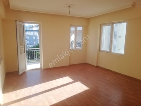 Acıl Hurma Mah. 3+1 Satılık Fırsat Daire