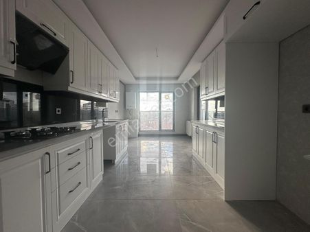 Bakırhan Emlak'tan 3 Balkon Emsalsiz 5+1 Ultra Lüks Site Dairesi